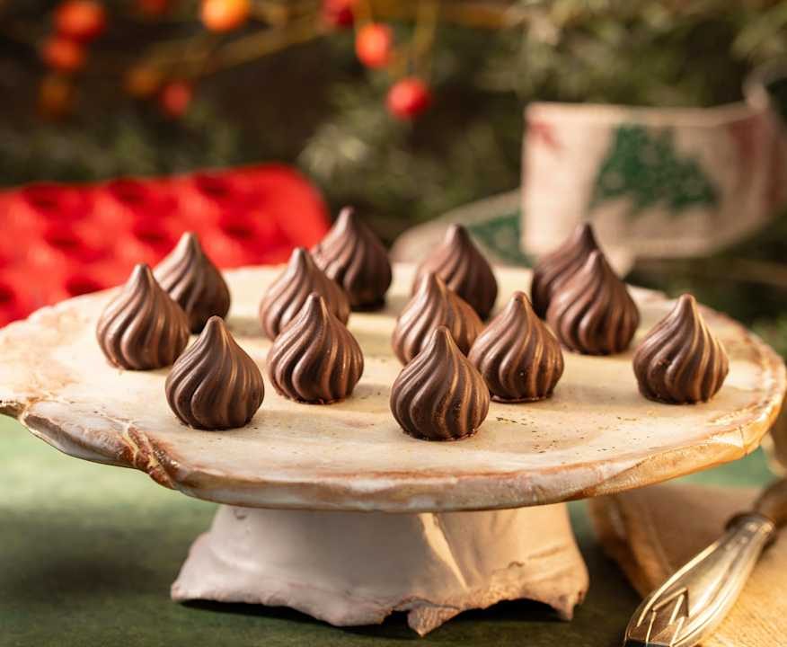 Alberelli di cioccolato con gelatina ai lamponi Protein