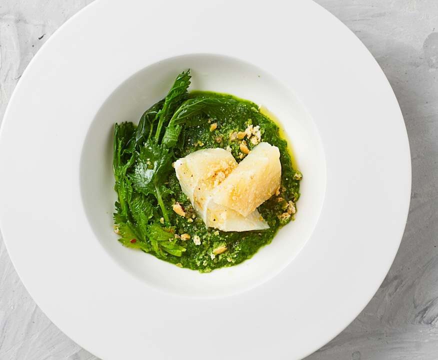 Baccalà su crema di cime di rapa piccanti e olio all'aglio (di Marisa Maffeo)