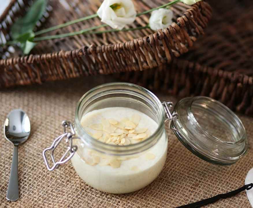 Biancomangiare alle mandorle e miele d'acacia (di Francesca Romana Barberini) Low Carb
