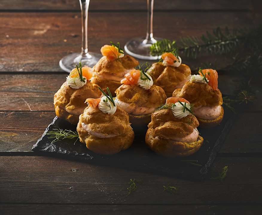 Bignè salati con mousse di salmone Low Fat
