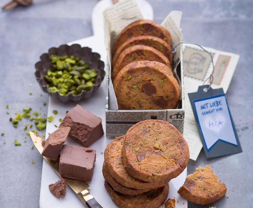Biscotti al burro, pistacchi, torrone e marzapane Protein