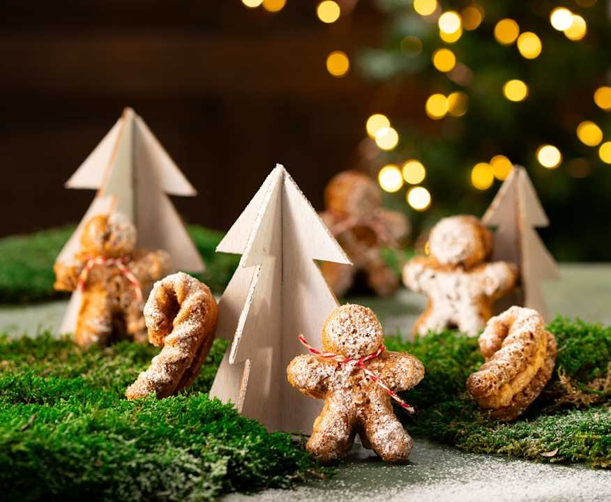 Biscotti omini di pan di zenzero con crema al caramello Low Carb