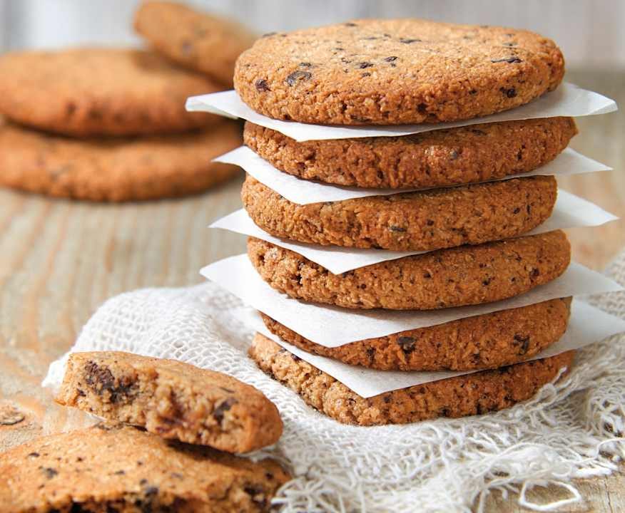 Biscotti veloci di frutta secca e cioccolato Low Carb