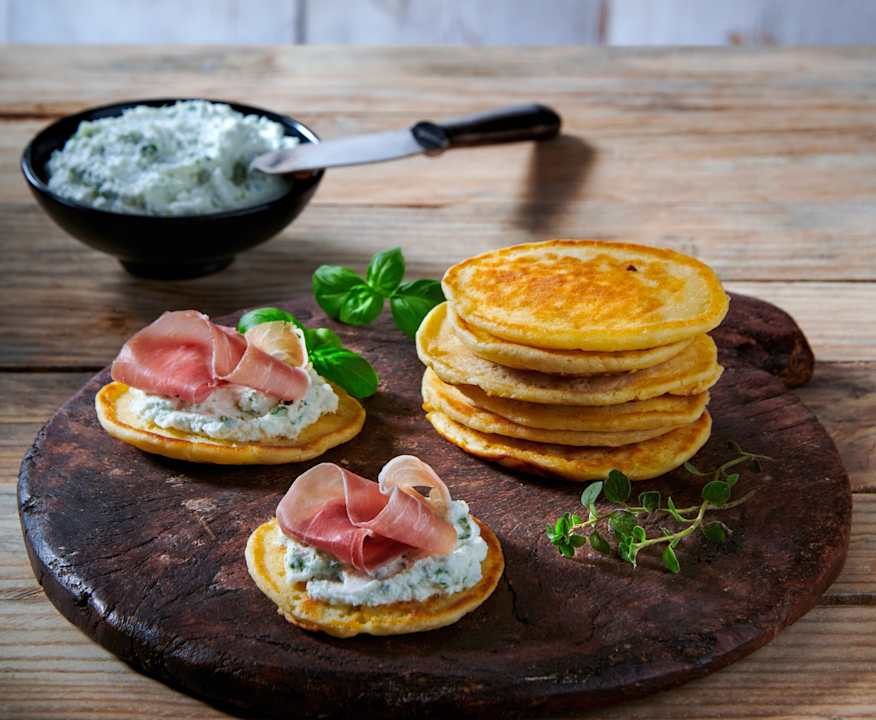 Blinis alle erbe aromatiche e caprino Protein