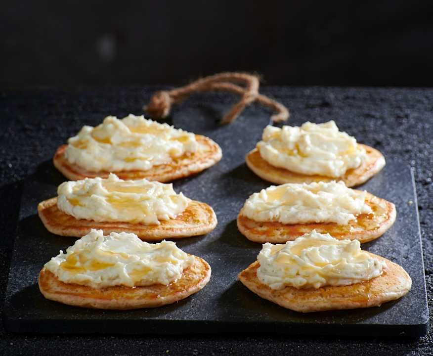 Blinis integrali con Gorgonzola Protein