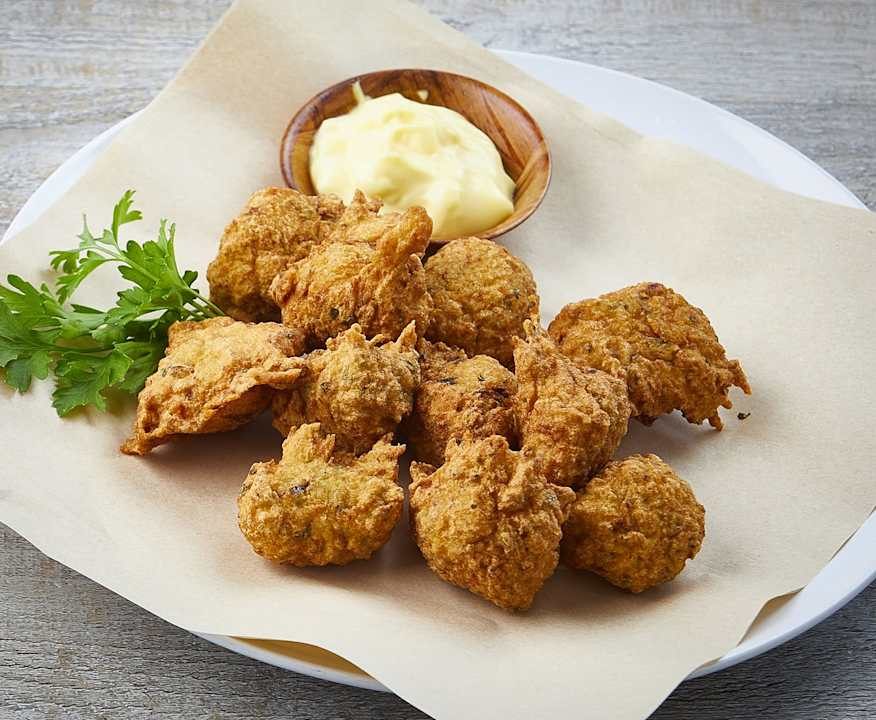 Bolinhos de bacalhau (crocchette portoghesi di baccalà)