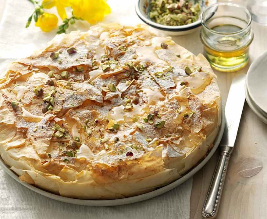 Bougatsa greca miele e pistacchi
