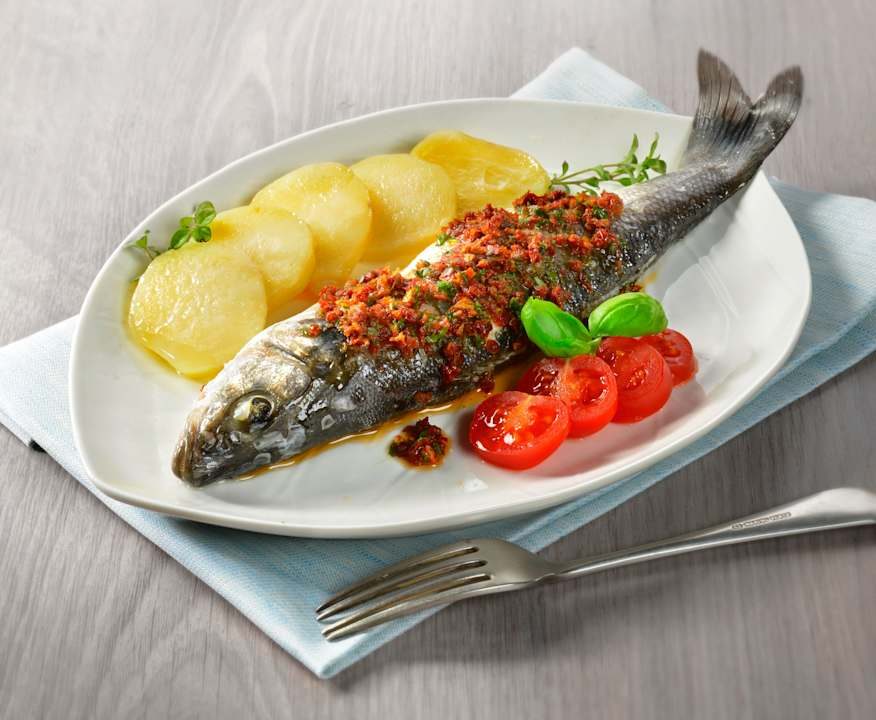 Branzino al vapore con pesto leggero (senza patate)