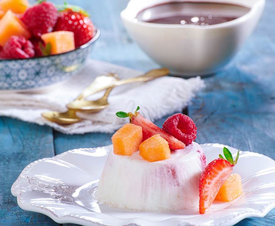 Budino allo yogurt e frutta fresca Low Fat