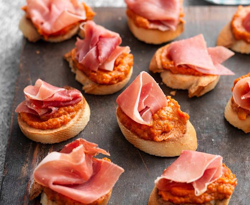 Canapè al prosciutto Serrano Protein