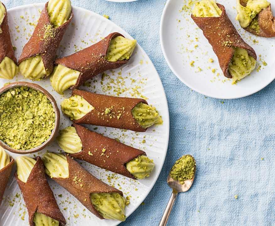 Cannoli con crema al pistacchio (senza glutine e lattosio) Low Carb