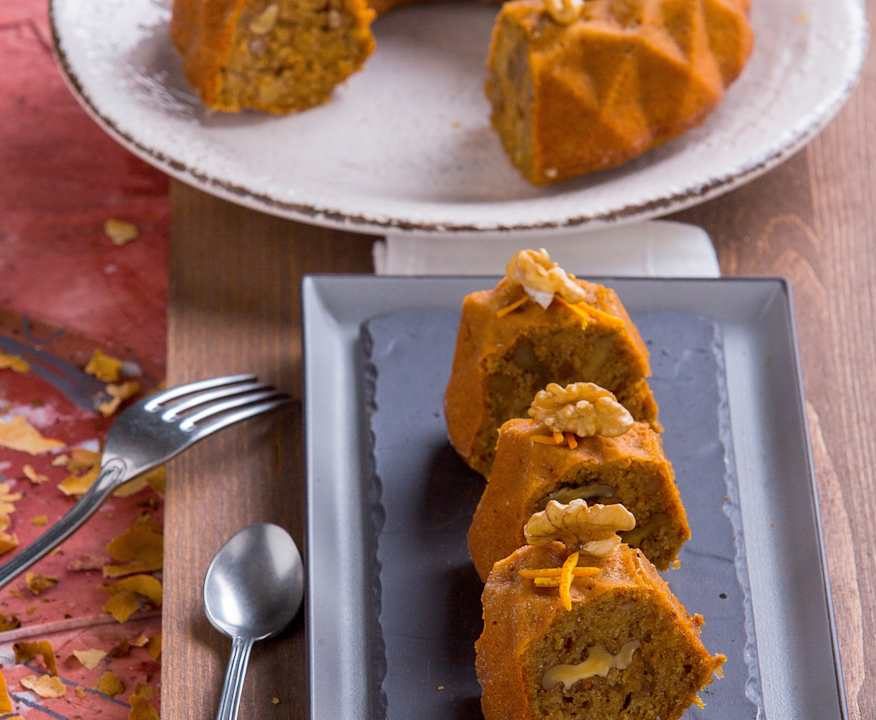 Ciambella all'arancia e noci (senza lattosio) Low Carb