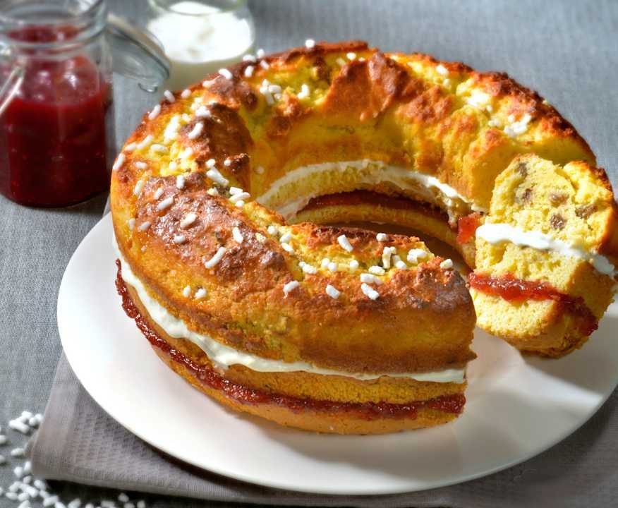 Ciambella farcita allo yogurt Low Carb