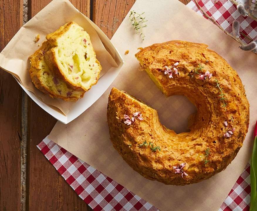 Ciambella salata speck e scamorza Protein