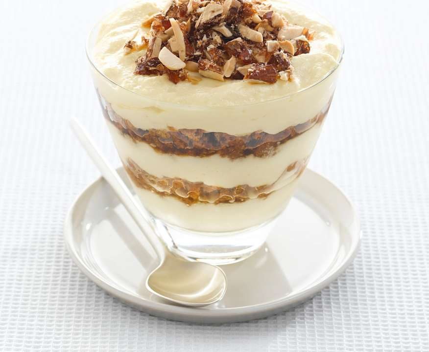 Coppe di mascarpone al croccante