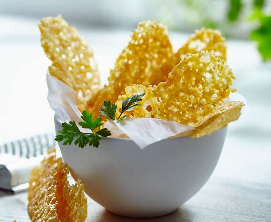 Crackers di Parmigiano Reggiano e paprica