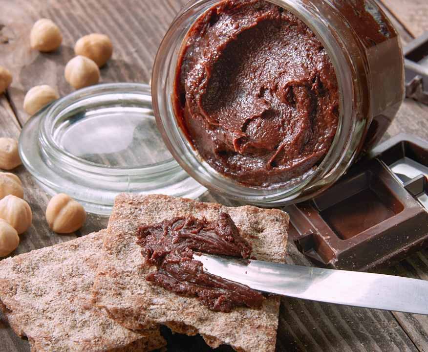 Crema spalmabile alle nocciole (vegan)