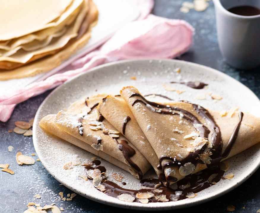 Crêpes di grano saraceno con salsa al cioccolato (senza glutine) Low Carb