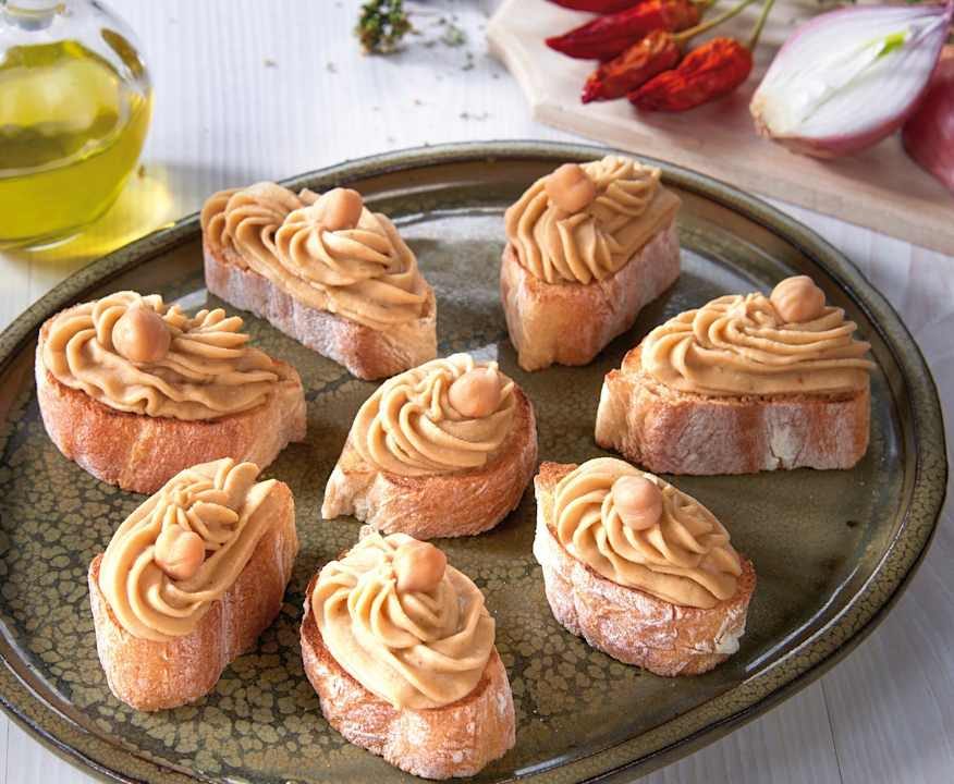 Crostini con crema piccante ai ceci Low Fat