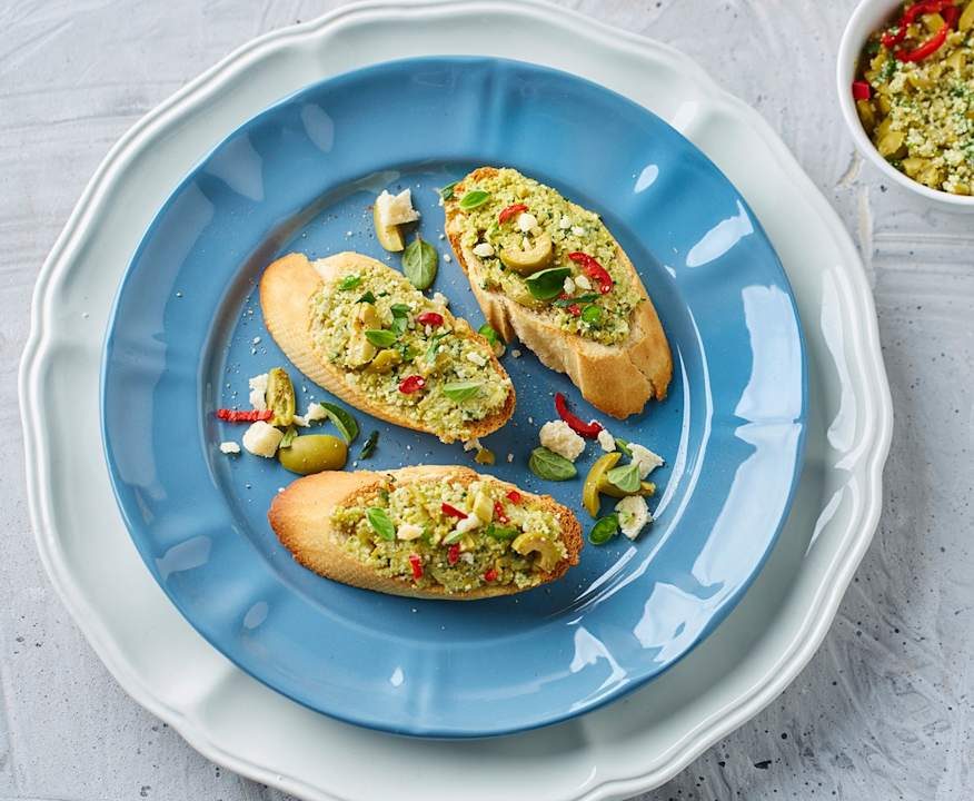 Crostini di pane con tapenade Protein