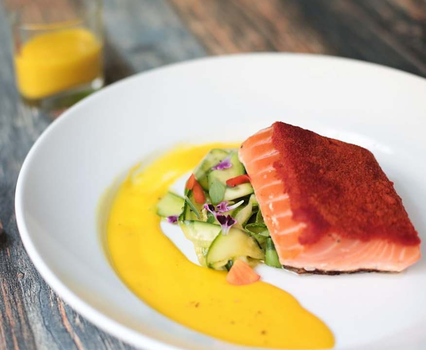 Crudo & cotto di salmone con zucchine marinate e zabaione salato (di Mirko Ronzoni) Low Fat