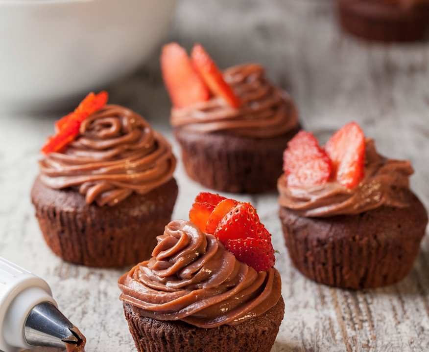 Cupcake al cioccolato con ganache alle fragole Low Fat