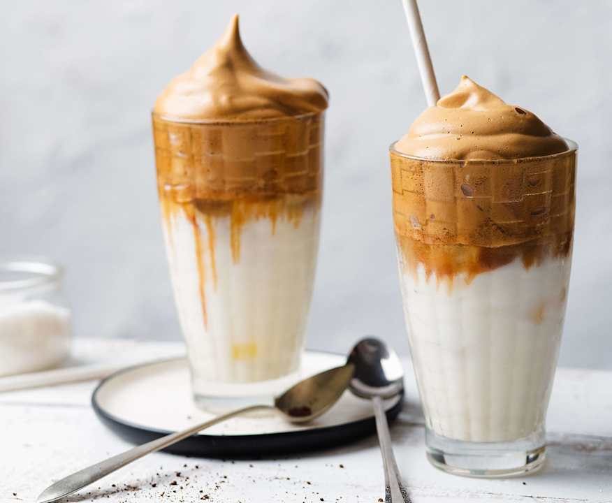 Dalgona Coffee al latte condensato Low Carb