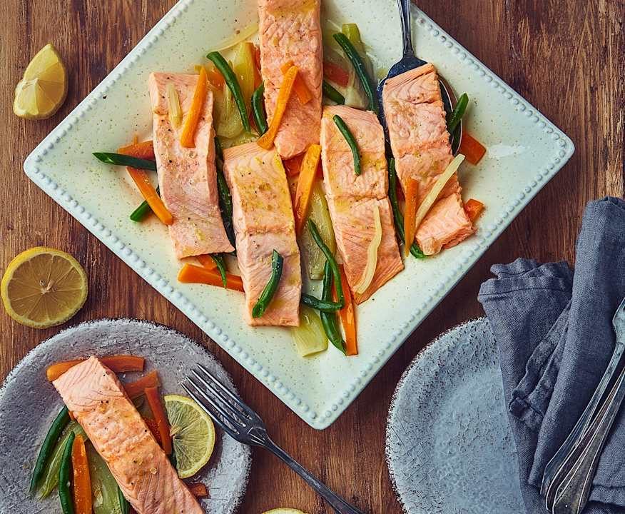 Filetti di salmone al Varoma con contorno di verdure Protein