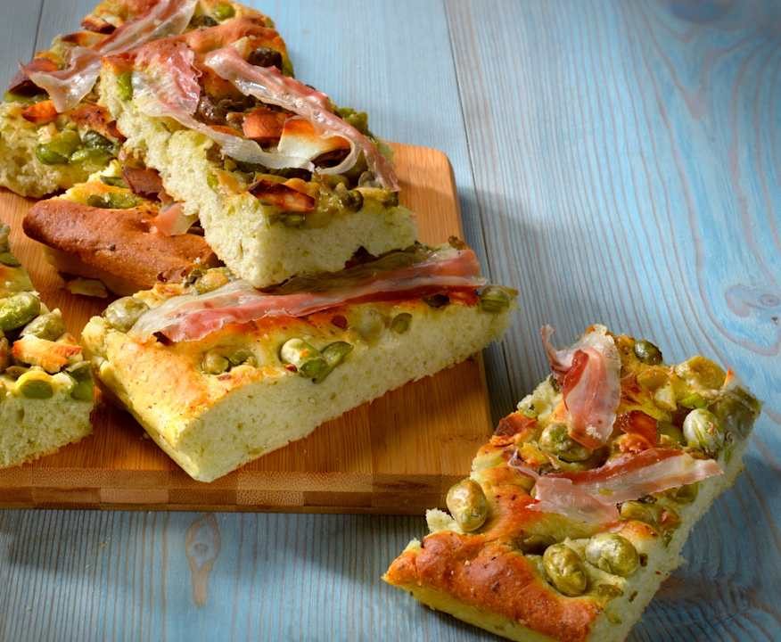 Focaccia fave, pancetta e pecorino Low Fat