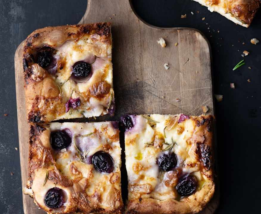 Focaccia uva e Taleggio (senza glutine) Low Fat