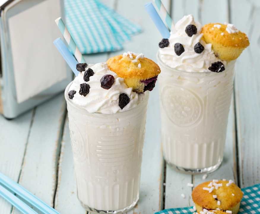 Freakshake alla vaniglia con muffin ai mirtilli Protein