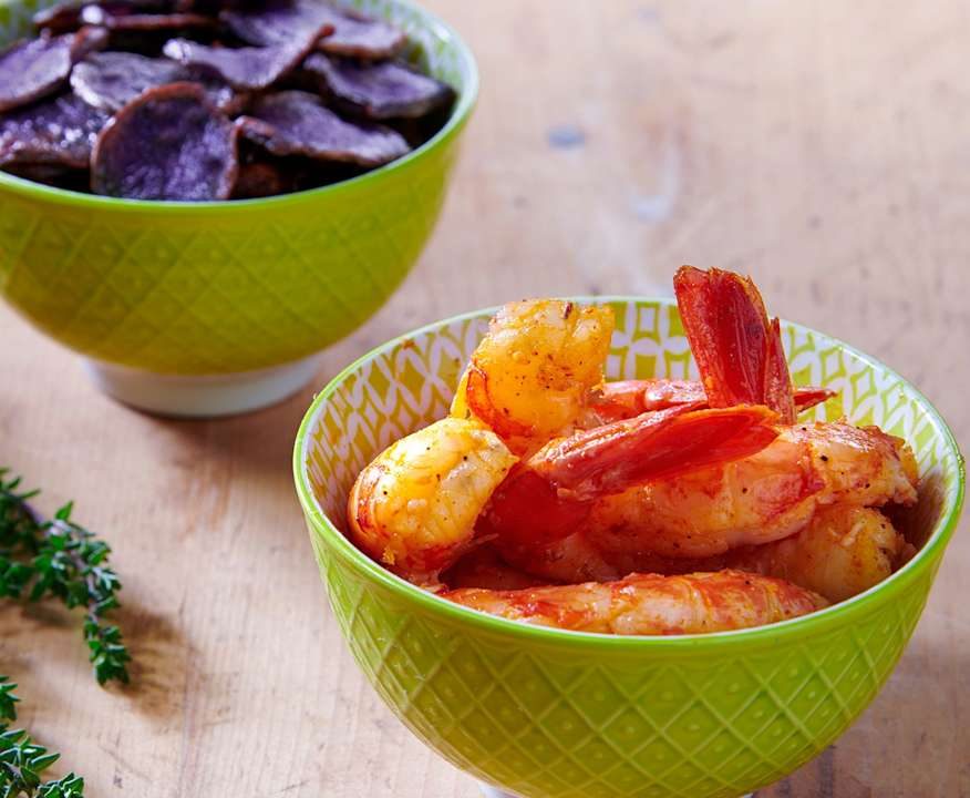 Gamberoni con chips di patate viola e timo Low Fat