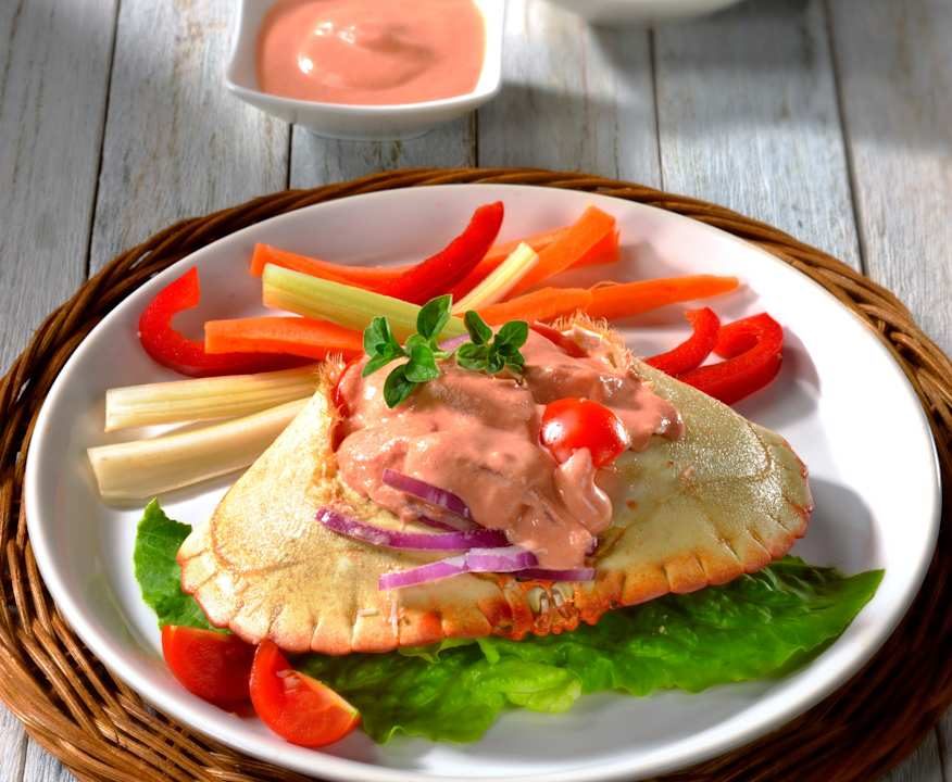 Granciporro alla catalana con verdure fresche e salsa rosa Protein