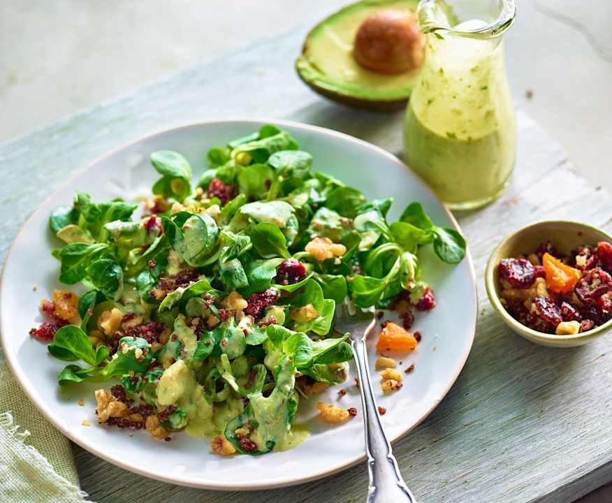 Insalata di avocado, mirtilli rossi e noci Low Fat