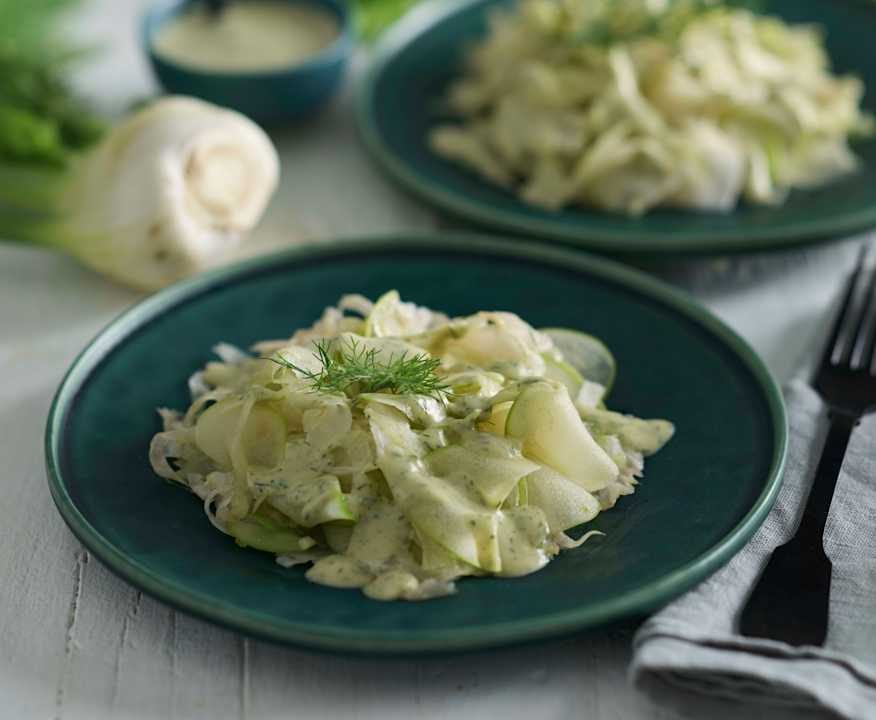 Insalata di finocchio, sedano e mela Low Carb