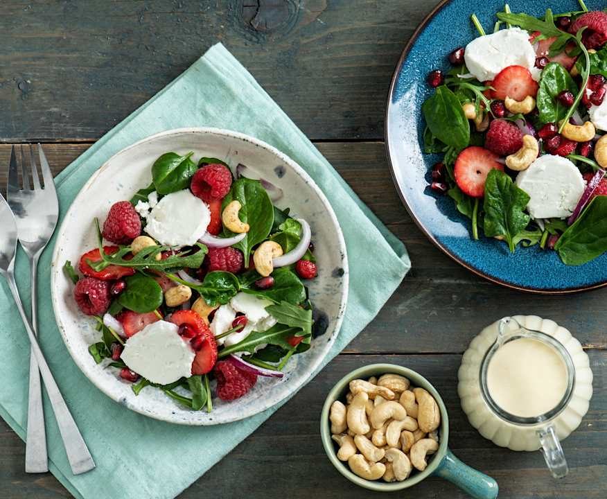 Insalata mista con formaggio di capra e anacardi tostati Protein
