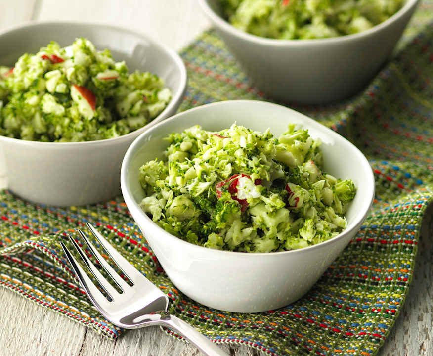 Insalata veloce di broccoli e mele Low Carb