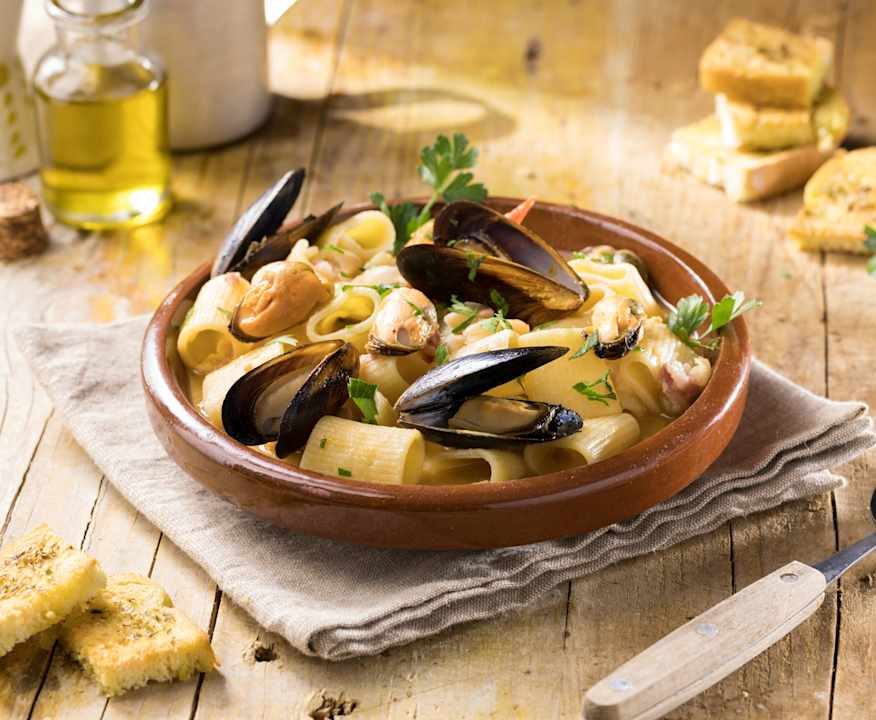 Mezze maniche con fagioli e cozze Low Carb