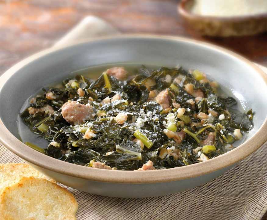Minestra di farro, cavolo nero e salsiccia Protein