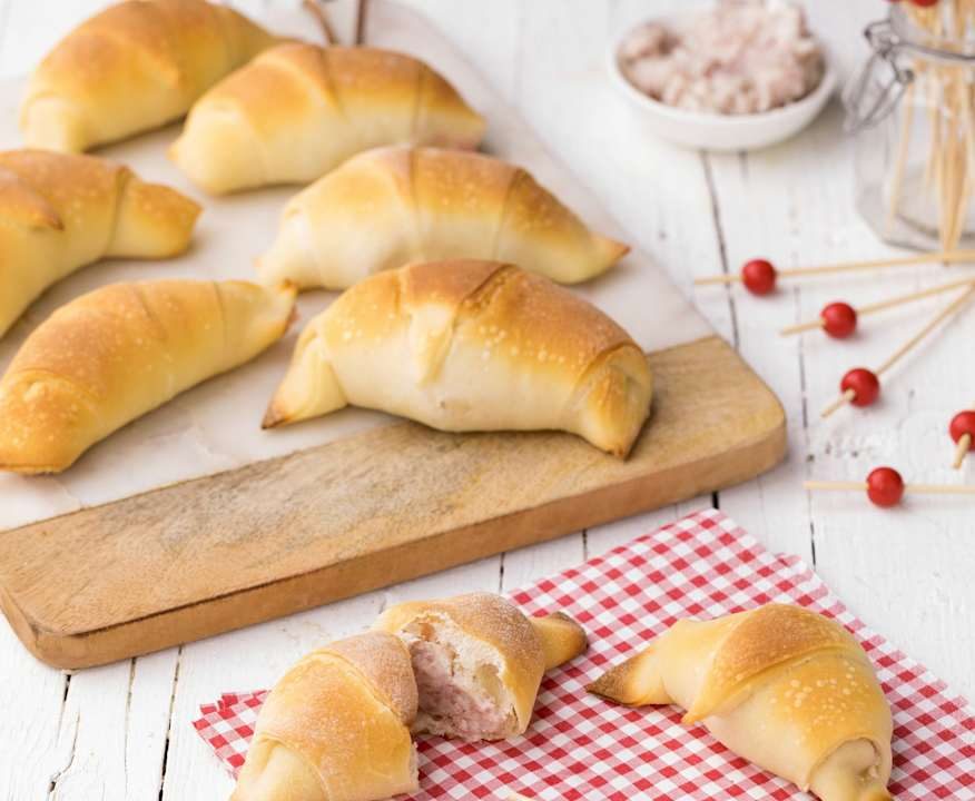 Mini brioche con mousse al salame e stracchino Low Fat