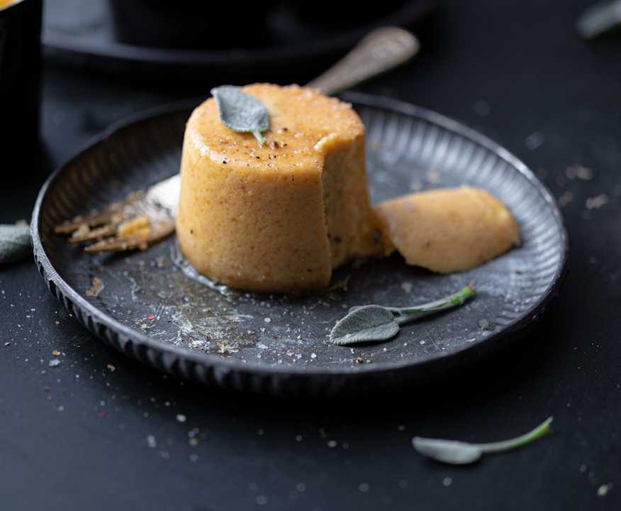 Mini Soufflé di patate dolci e formaggio con burro e salvia Protein