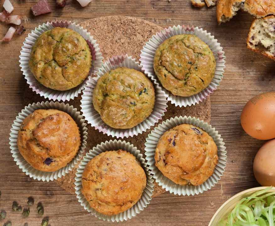 Muffin salati alle puntarelle e cappuccio rosso