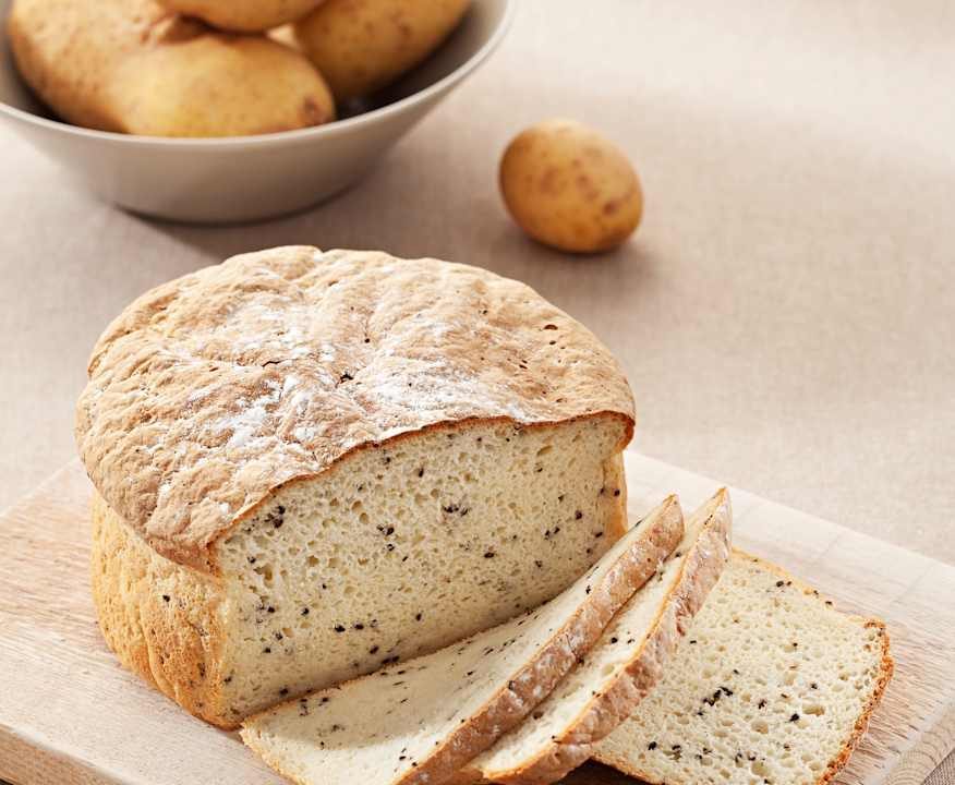 Pagnotta di pan di patate con semi di sesamo nero (senza glutine) Low Fat