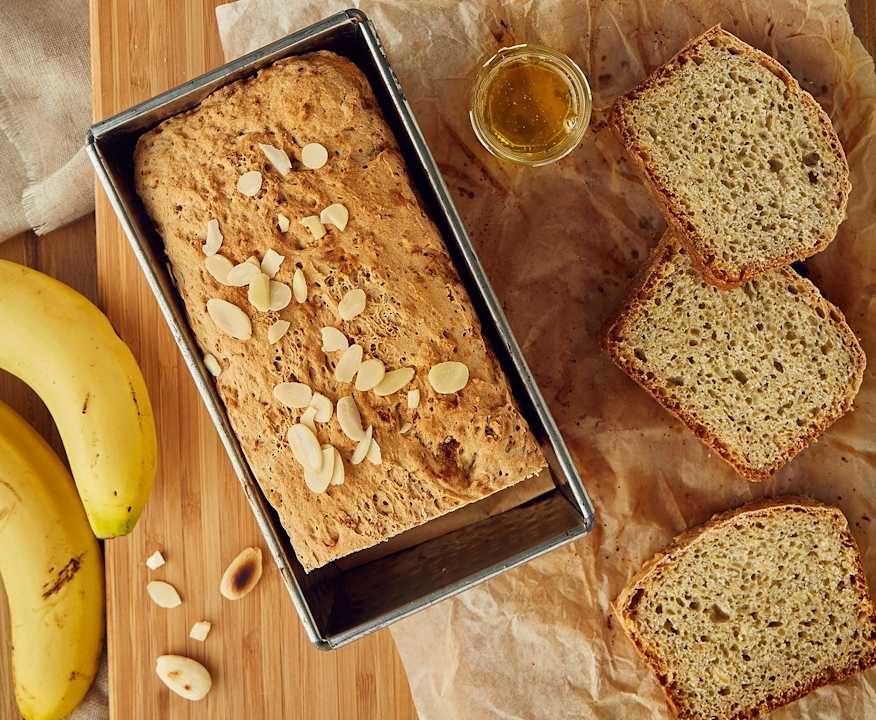 Pane alle banane, miele e mandorle Protein