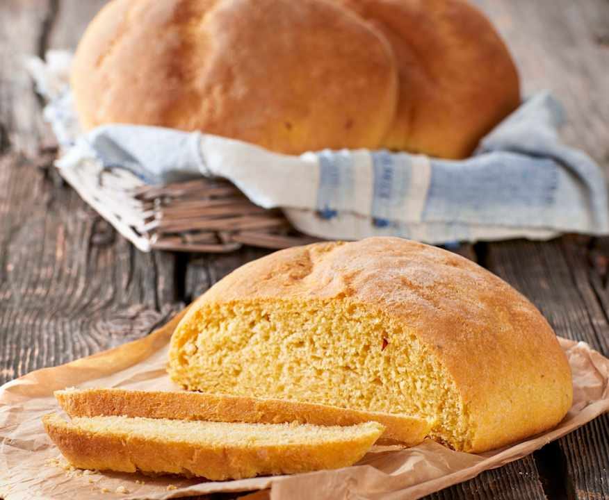 Pane calabrese con farina di mais e fiori di sambuco Low Fat