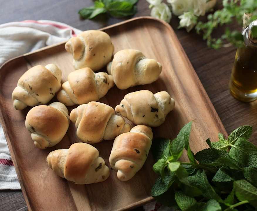 Panini alla menta (di Erica Liverani) Low Fat