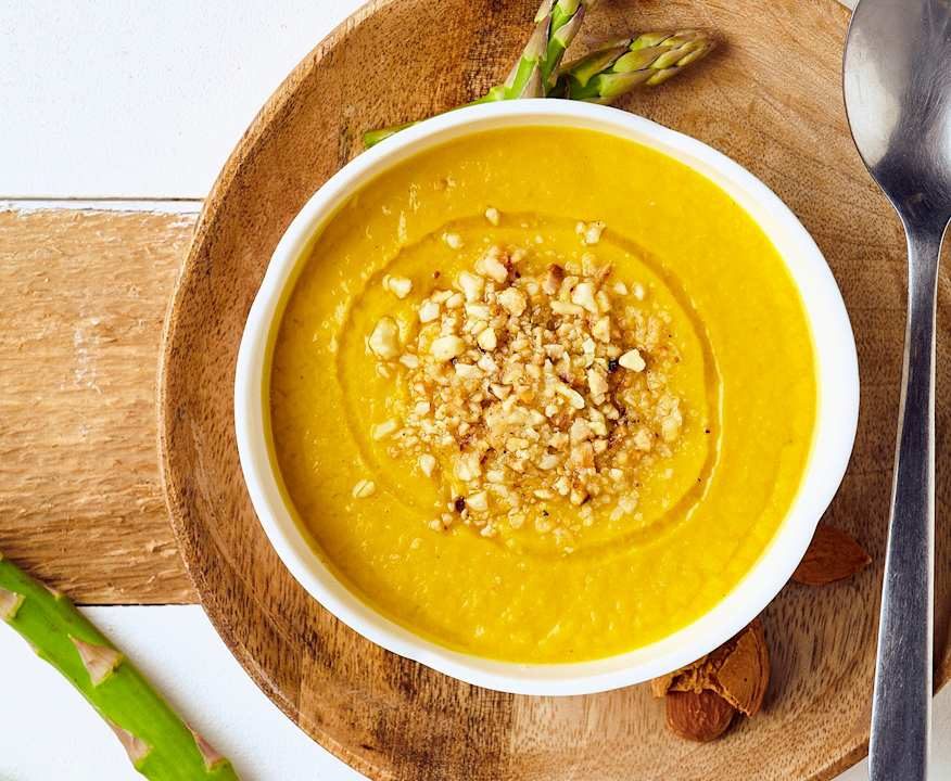 Passato di carote e asparagi con mandorle Protein