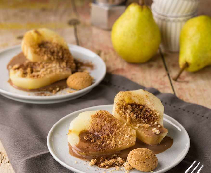 Pere sciroppate al cacao e amaretto Protein