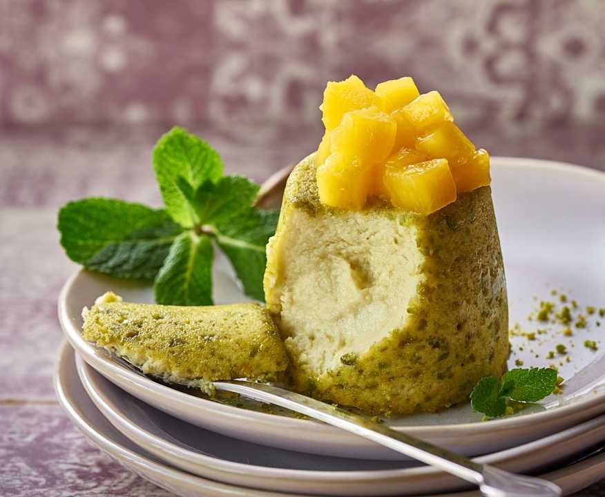 Piccole cheesecake al pistacchio e mango Low Carb