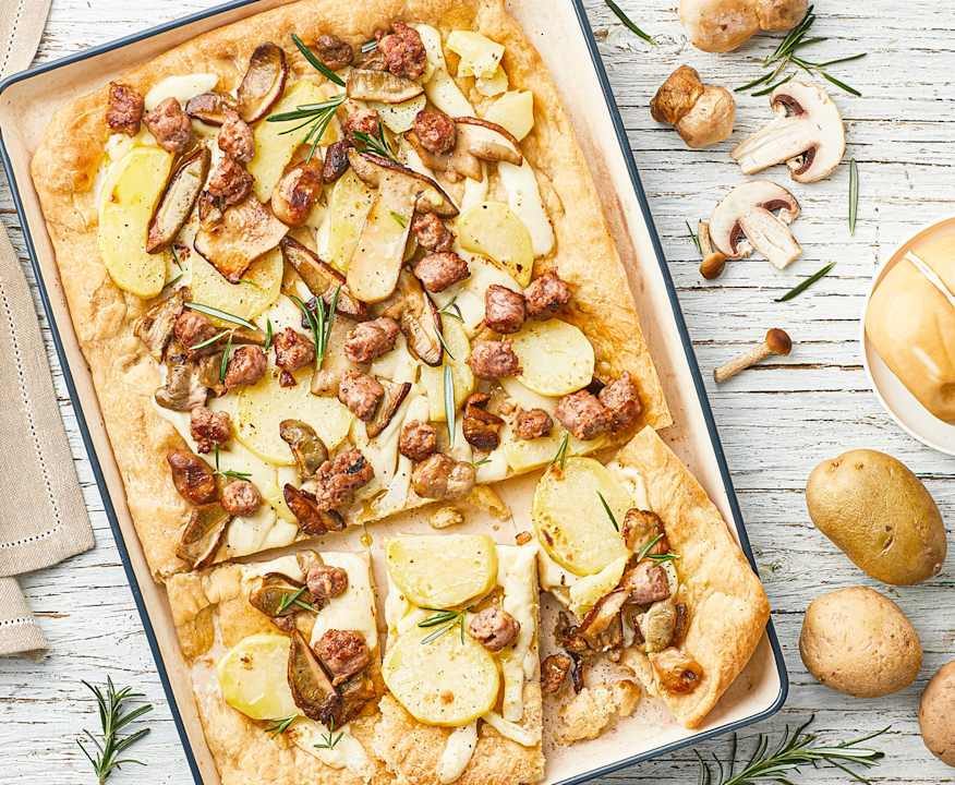 Pizza con patate, funghi porcini e salsiccia Protein